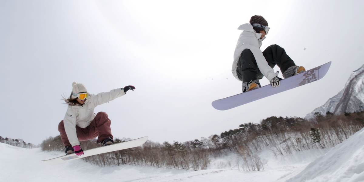 A Complete Snowboard Shopping Guide for Women